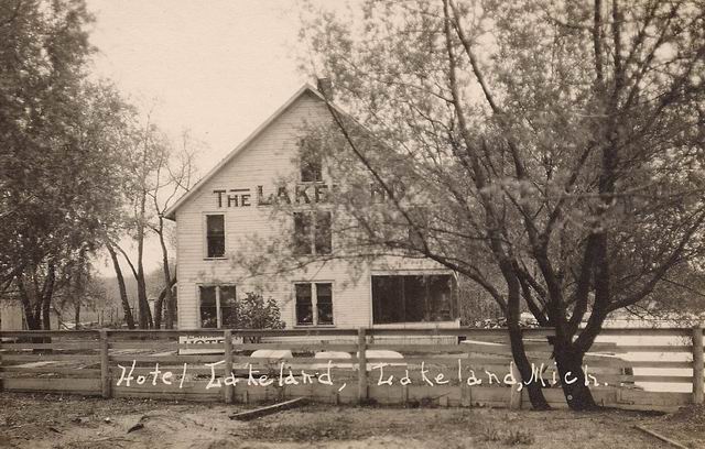 Hotel Lakeland (newer photo)